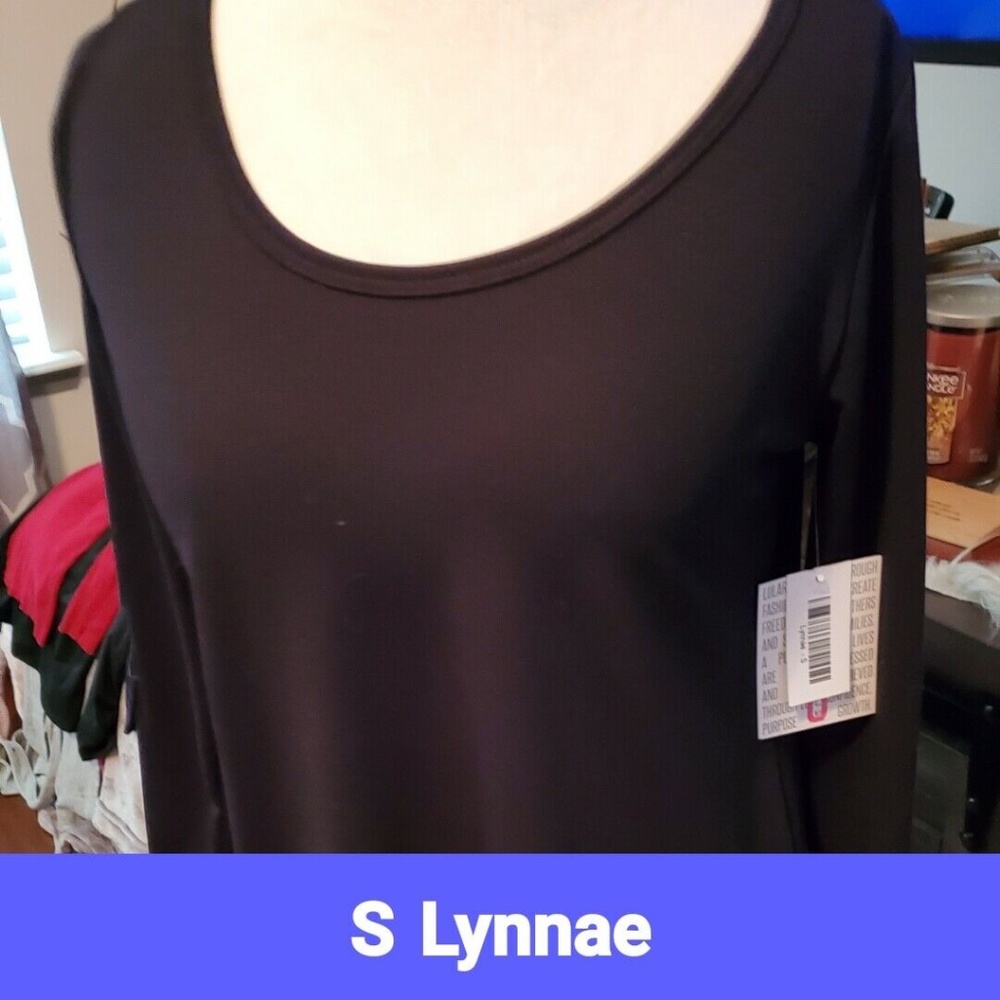 Lularoe Lynnae S Black NWT